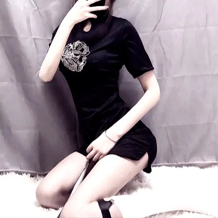 沙普的鹰饰